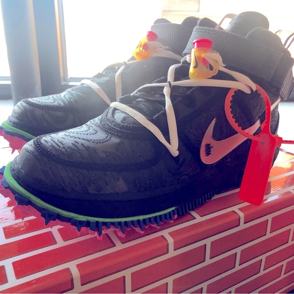 Off-White x Nike Air Force 1 Mid in Black - Size 6.5 M - Picture 1 of 6